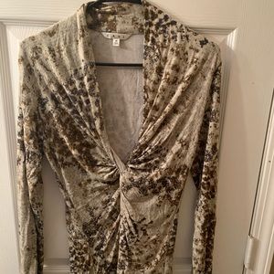 Cabi Eliza Glamour twist blouse